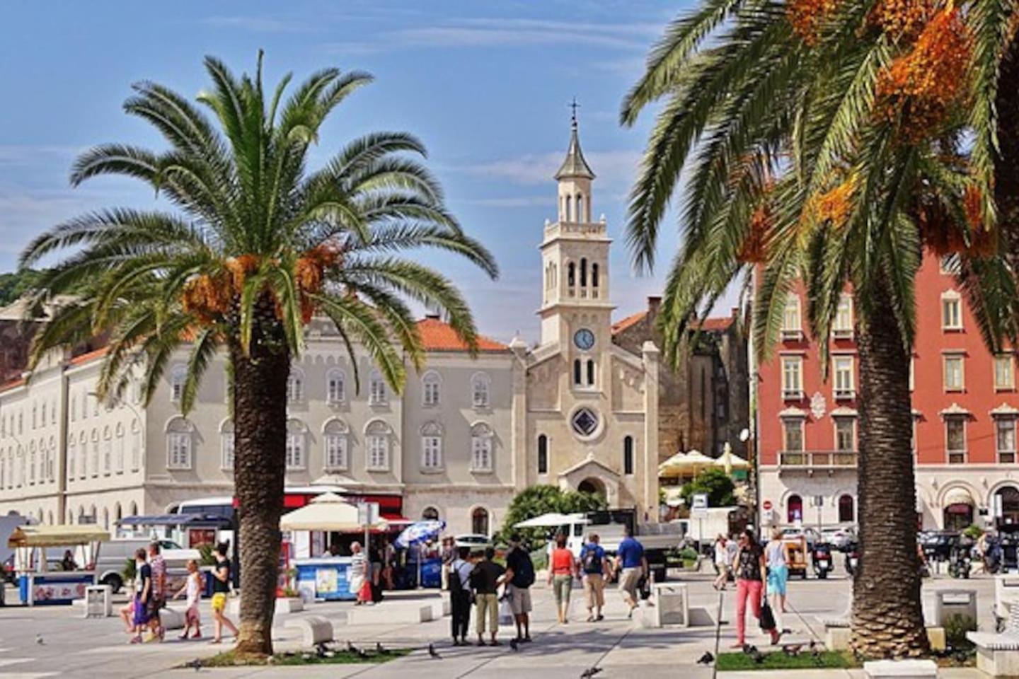 Royal Heritage Apartment In Split Center Bagian luar foto