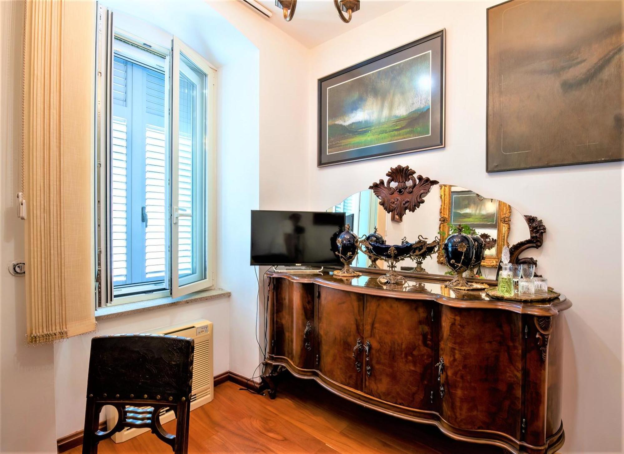 Royal Heritage Apartment In Split Center Bagian luar foto